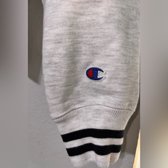 Vintage Champion Reverse Weave Seaside Gray Crewneck Sweater Size M - Picture 4 of 10